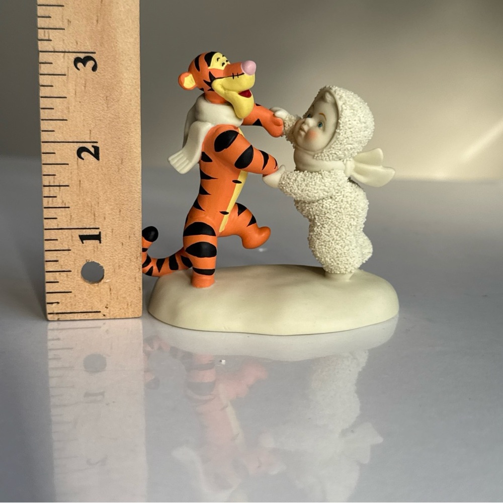 2007 Department 56 Snowbabies "Dancing With Tigger" Figure Cream Orange Figurine - Picture 12 of 16